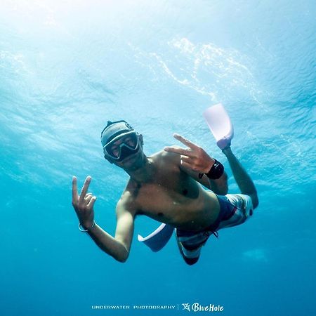 藍洞潛水blue Hole Dive Center Bed and Breakfast Heng-ch'un Exteriör bild