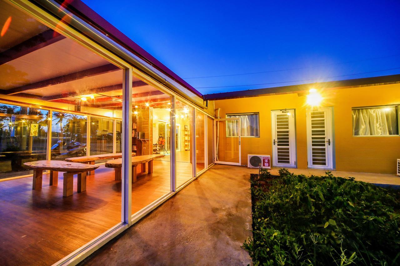 藍洞潛水blue Hole Dive Center Bed and Breakfast Heng-ch'un Exteriör bild